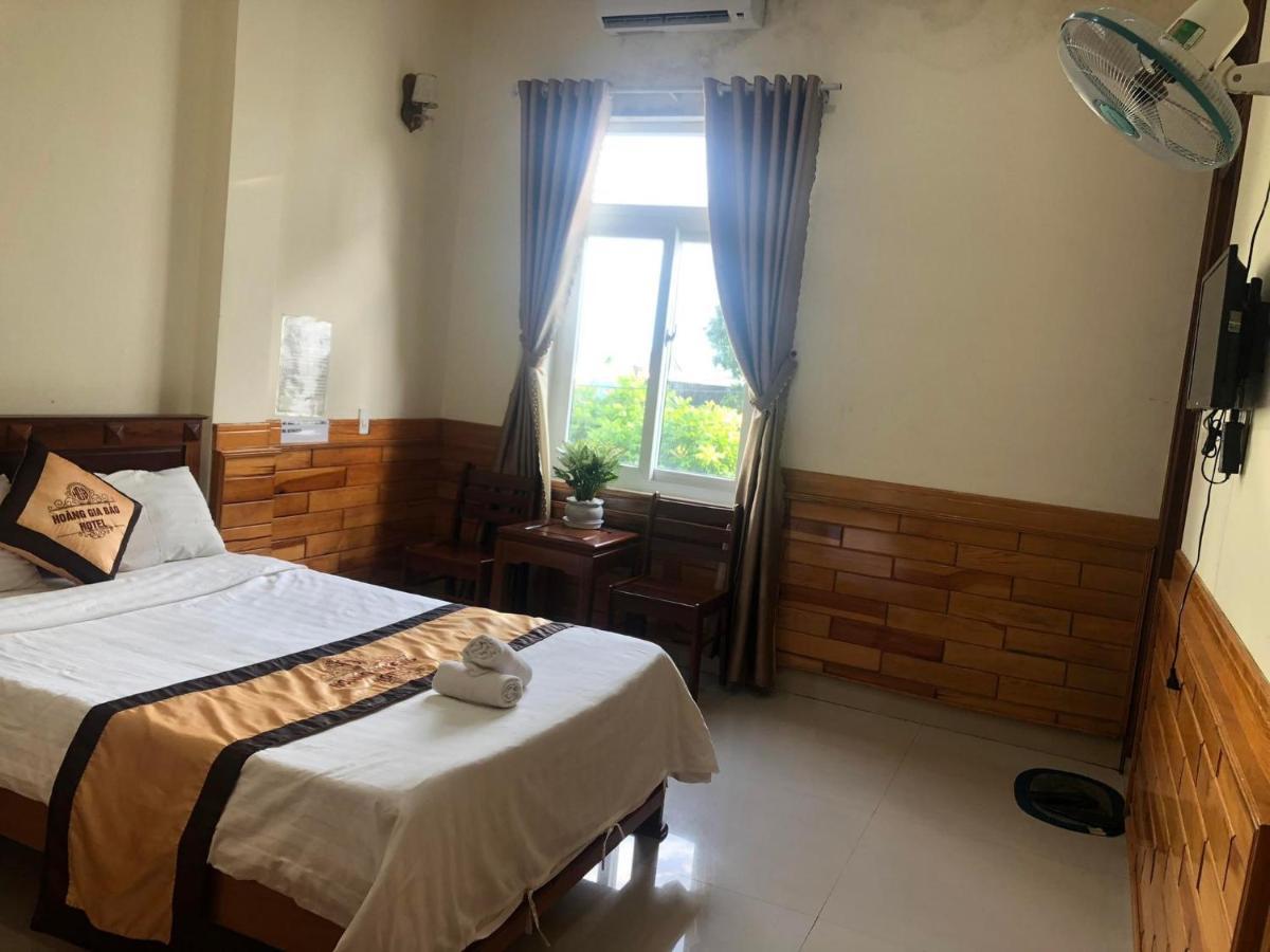 Hoang Gia Bao Hotel Kon Tum Екстер'єр фото
