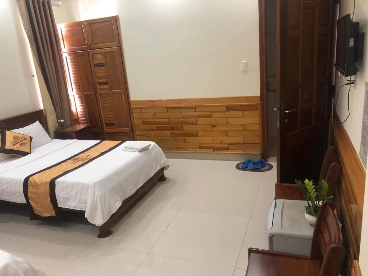 Hoang Gia Bao Hotel Kon Tum Екстер'єр фото